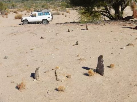 Christian grave with head and footstone © Photo: J. Kinahan