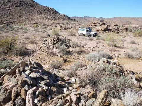 Traditional grave cluster © Photo: J. Kinahan